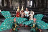 Alexandra Vinagre em Angkor Wat, no Camboja, uma viagem feita em 2012. (Fonte: Volta ao Mundo)